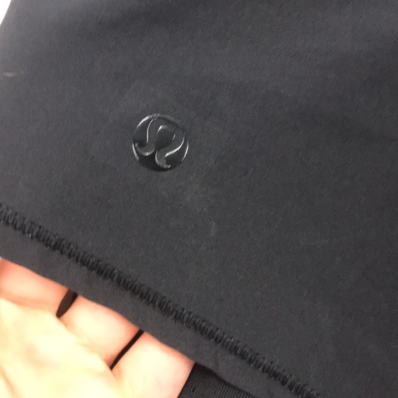 Lululemon Hot To Street Short Black - Picture 7 of 11